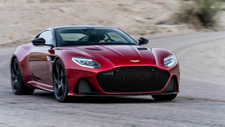 Με 715 ίππους η Aston Martin DBS Superleggera